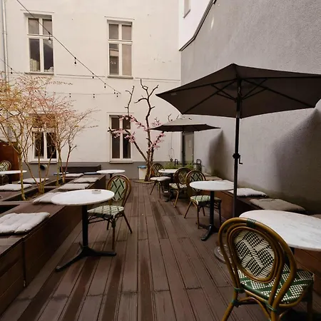 Amano 4* Berlino